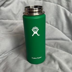Hydroflask 18 oz Insulated bottle